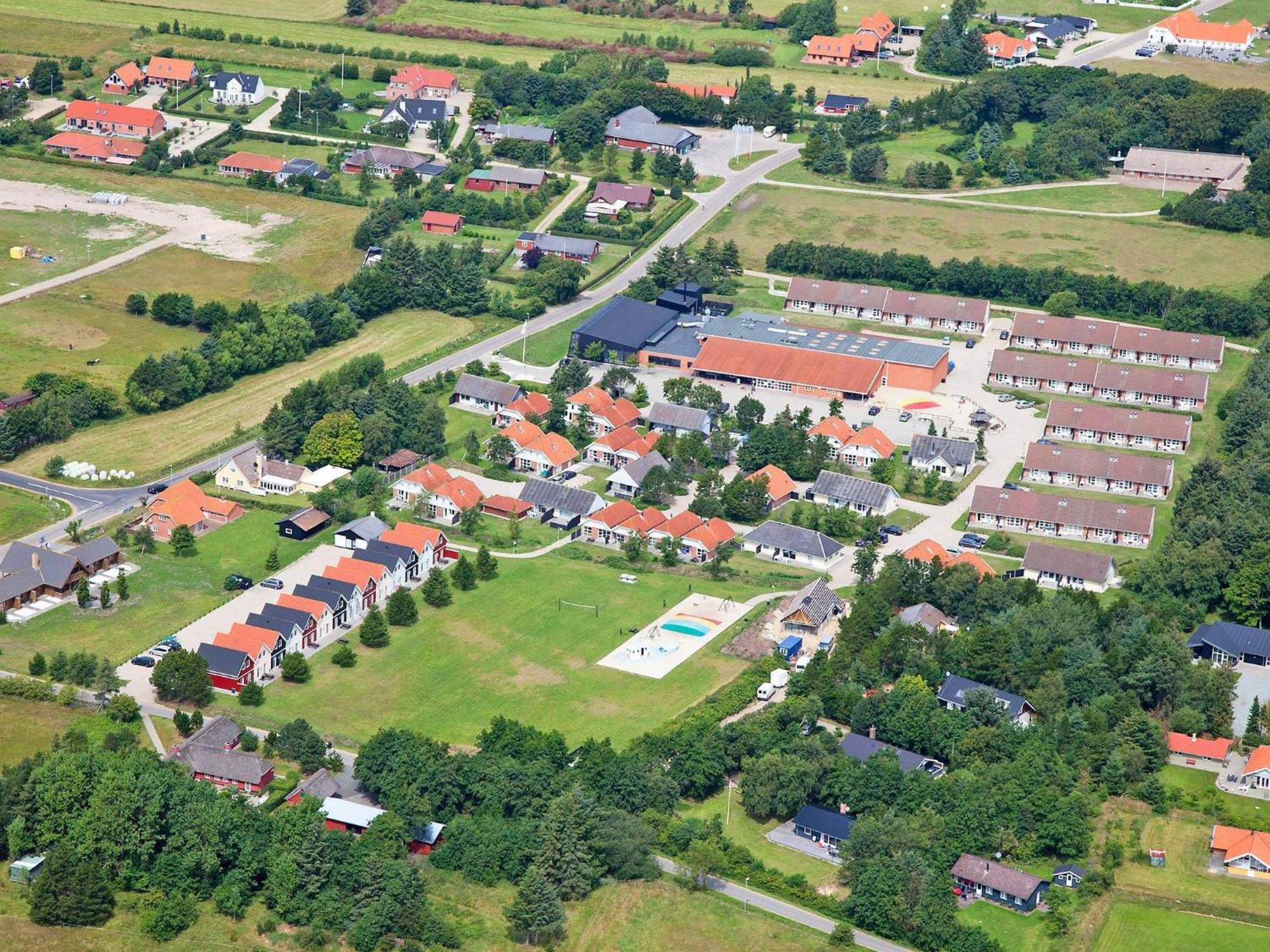 6 Person Holiday Home On A Holiday Park In Bl Vand Blavand Exterior photo